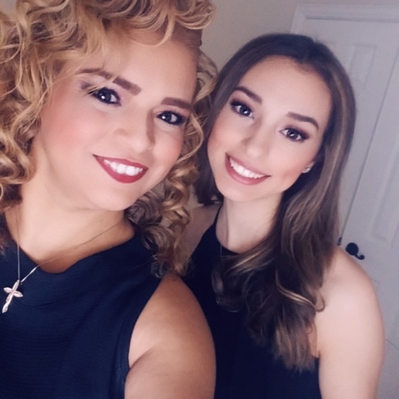 Meet your Posher, Julie - Picture 7 of 8